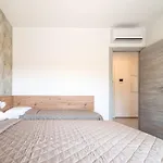 Апартаменты One Life Suites-10 By Interhome *