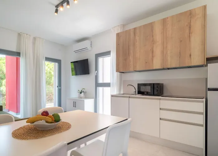 One Life Suites-10 By Interhome Apartment